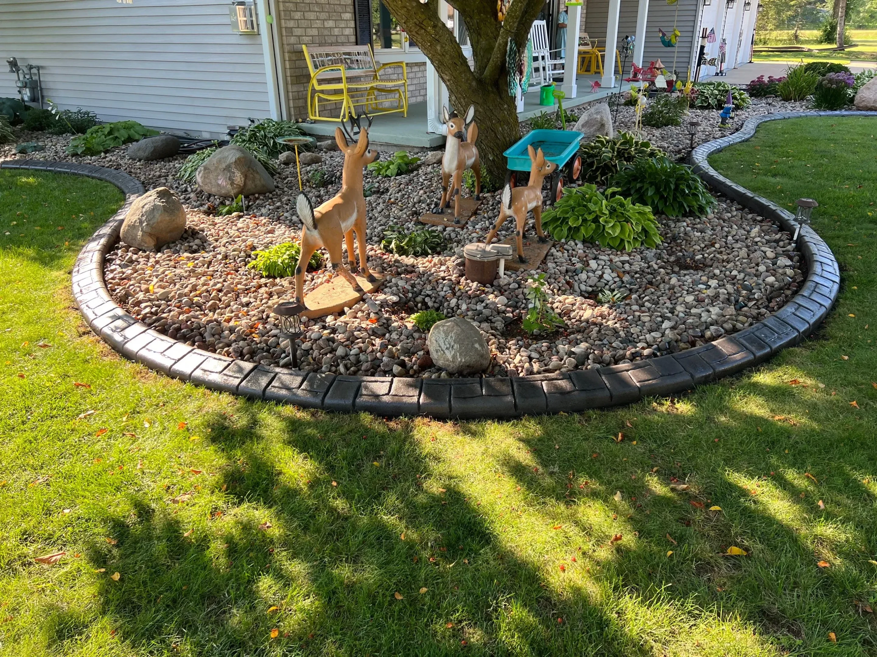 Decorative curbing detail in Kennesaw yard